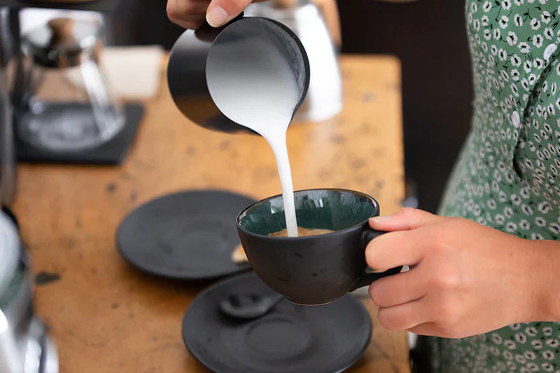 Milchschaum selber machen:<br>So findest du den richtigen Milchaufschäumer